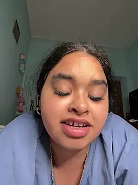 Aloyenita online show from May 2026 10:15:01 PM