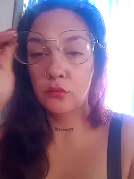 kuramaqueen online show from February 2026 09:53:01 PM