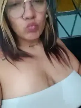 kuramaqueen online show from March 2026 11:55:01 PM