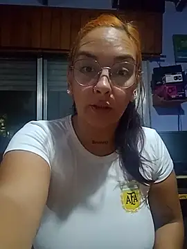 kuramaqueen online show from March 2026 03:18:02 AM