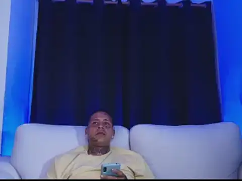 blackout9703 online show from February 2026 01:00:02 AM