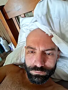 Robsonitj90 online show from February 2026 06:46:01 PM