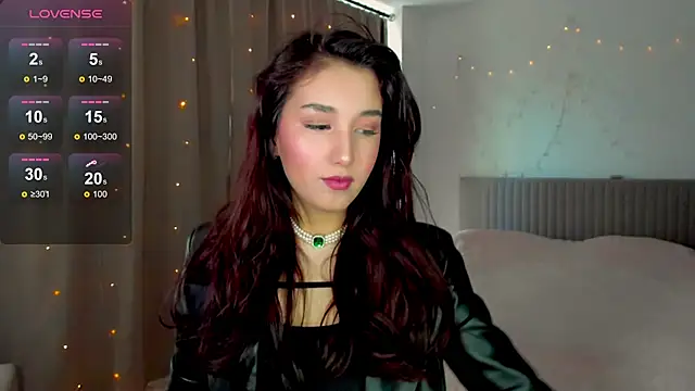 Anna Elfii online show from April 2026 12:49:01 PM