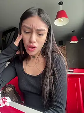 Snapshot of Bonny_Eva chatting on July 2026 06:22:01 PM Bonny Eva online show from July 2026 06:22:01 PM