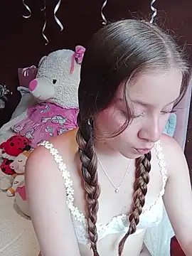 MimiSoftie online show from April 2026 08:20:01 PM