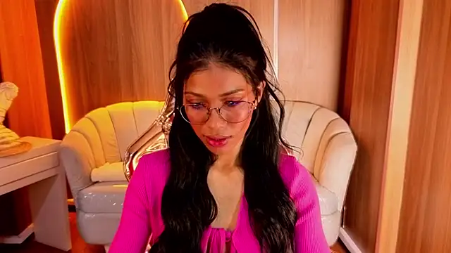 Alina b  online show from July 2026 07:50:02 PM