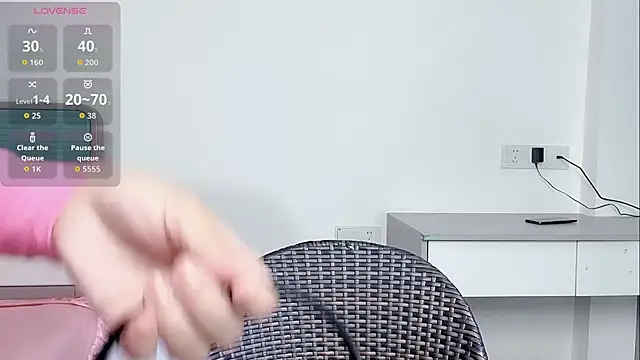 xianxian-baby online show from March 2026 01:15:02 PM