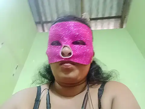 ShaniNsula2026 online show from May 2026 03:59:01 AM