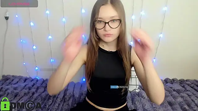 Elina X online show from March 2026 08:30:01 AM