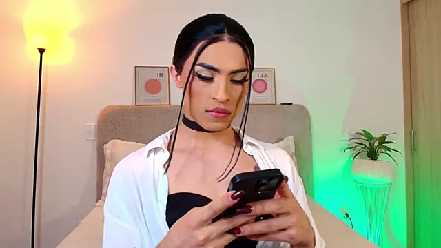 KarolPortellaa online show from March 2026 09:52:02 PM