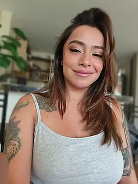 Snapshot of foxxy_lover chatting on June 2026 06:16:01 PM foxxy lover online show from June 2026 06:16:01 PM
