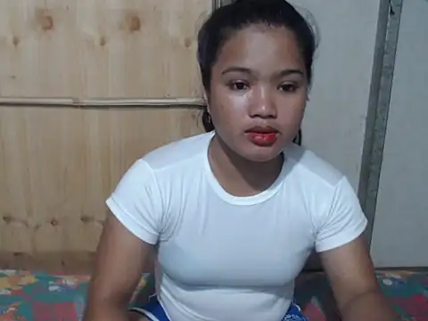 yummydelitex online show from April 2026 12:39:01 AM