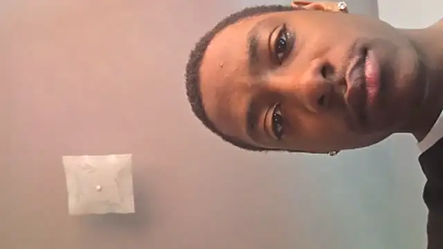 Snapshot of hormoneactivated chatting on February 2026 05:52:01 PM hormoneactivated online show from February 2026 05:52:01 PM