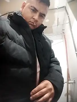 Sergiowooo online show from April 2026 02:15:01 AM