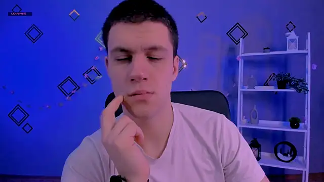 neo raze online show from April 2026 07:01:02 PM