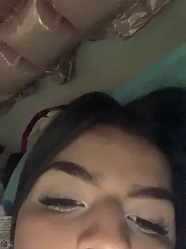 KarelyMitchel online show from April 2026 02:31:01 AM