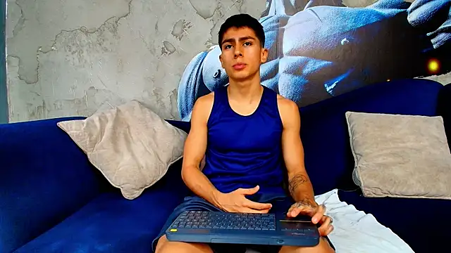 Aron pulse online show from March 2026 01:28:02 PM