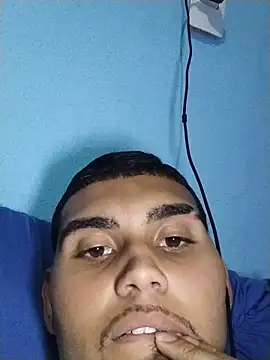 Snapshot of MickeySexyyy chatting on May 2026 09:43:01 PM MickeySexyyy online show from May 2026 09:43:01 PM