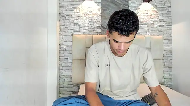 samuel wyatt online show from March 2026 12:44:01 PM