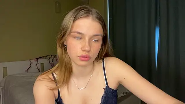 EarthaStinett online show from March 2026 10:26:01 AM