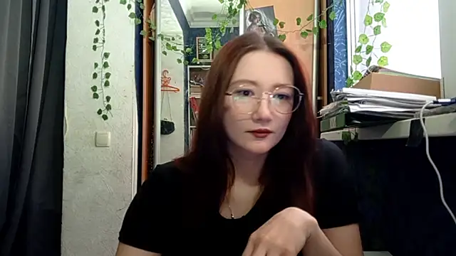 PhoebePalmer online show from April 2026 02:55:02 PM