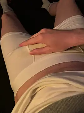 KananXL20 online show from April 2026 10:22:01 PM