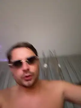 hottogetherNL online show from July 2026 10:47:01 PM