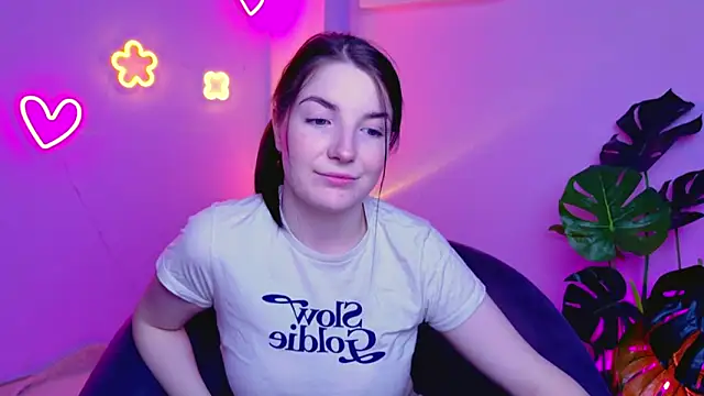 AliceChanel online show from April 2026 03:01:01 AM