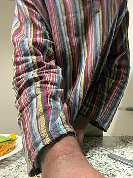 makemestayhard online show from June 2026 12:21:02 AM
