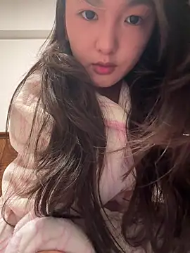 BeiBeiiiii online show from April 2026 04:45:01 AM