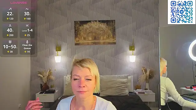 Snapshot of Ann_Annise chatting on June 2026 01:19:01 AM Ann Annise online show from June 2026 01:19:01 AM