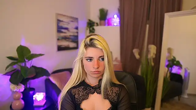 Jetpearl online show from April 2026 08:20:02 PM