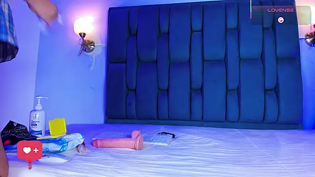 Bria James online show from April 2026 01:41:01 PM