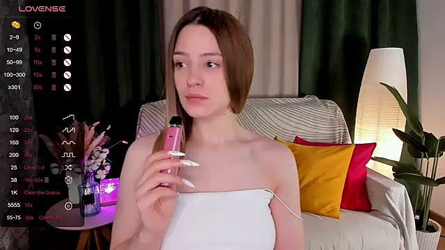 cherrykississ online show from May 2026 02:18:01 AM