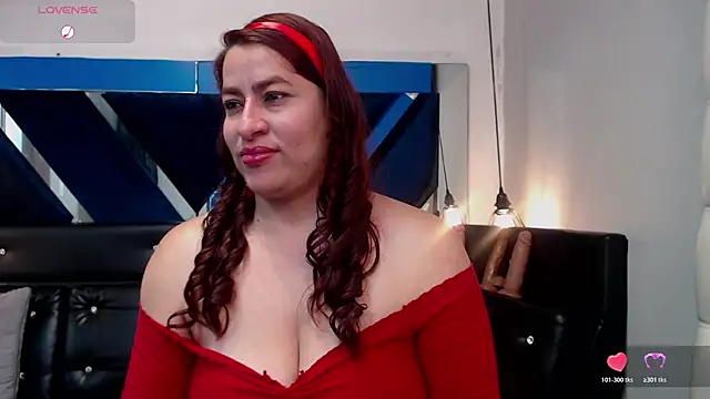 Snapshot of Alison-mar chatting on June 2026 07:29:01 PM Alison-mar online show from June 2026 07:29:01 PM