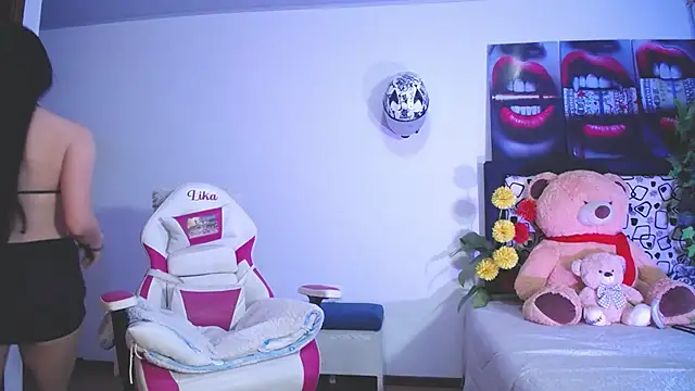 lika little0 online show from June 2026 12:58:02 AM