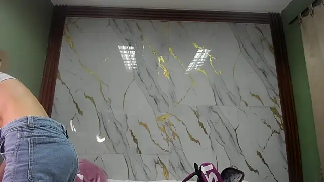 Amanda Rossi online show from March 2026 09:19:02 PM