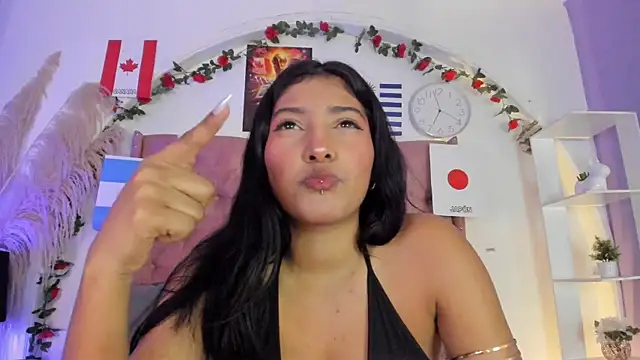 Snapshot of Lia_Passion chatting on July 2026 08:55:01 PM Lia Passion online show from July 2026 08:55:01 PM