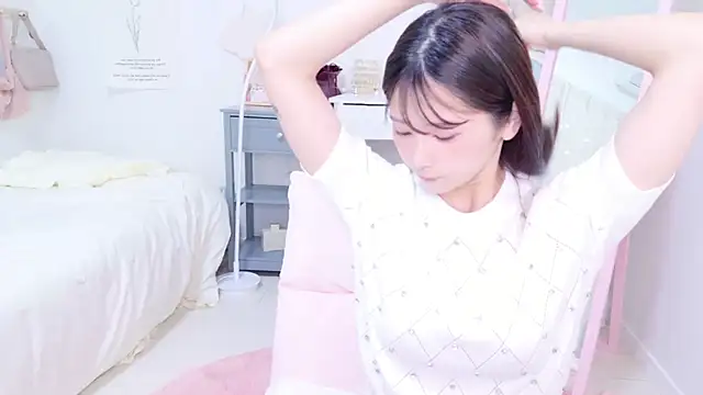  MIYUnya online show from April 2026 12:57:02 AM