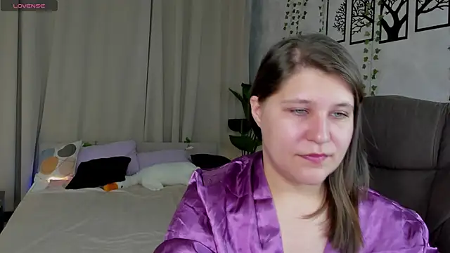 helenahoff online show from March 2026 04:06:02 AM