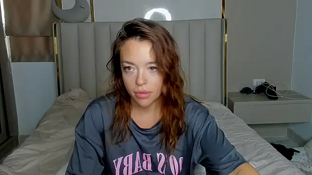 stellaa quenn online show from April 2026 12:08:02 AM