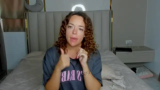 stellaa quenn online show from April 2026 12:05:02 AM