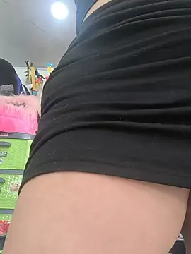  luisaeliza  online show from May 2026 03:40:01 PM