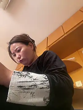 Youyou 12 online show from March 2026 07:15:01 AM