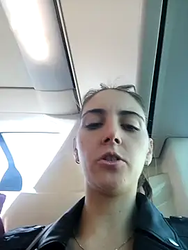 laparejaideal08 online show from March 2026 05:39:01 PM