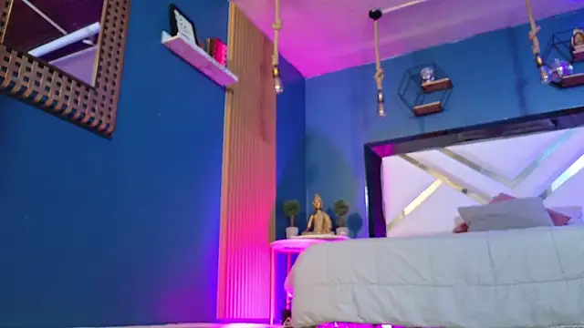 Ladyy brownn online show from April 2026 11:41:02 AM