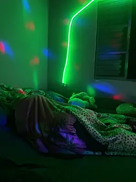 Snapshot of Casal_Sapekinha01 chatting on February 2026 07:57:01 AM Casal Sapekinha01 online show from February 2026 07:57:01 AM