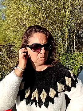 pulpeuse64 online show from April 2026 07:17:02 AM