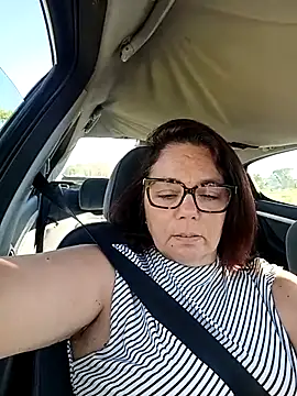 pulpeuse64 online show from April 2026 07:31:01 AM