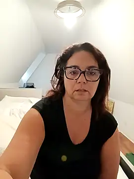 pulpeuse64 online show from April 2026 08:41:02 AM